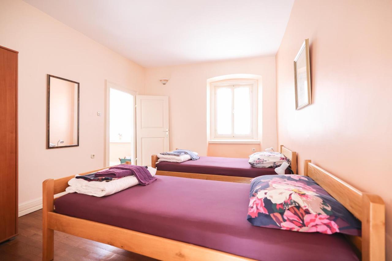 Two Bedroom Apartment In City Center Igor Zadar Exterior photo