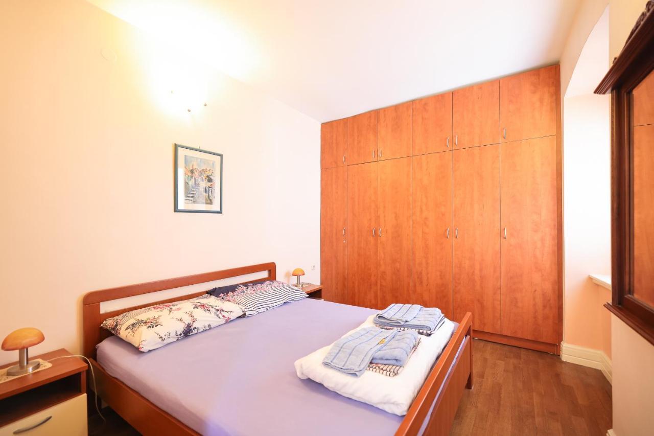 Two Bedroom Apartment In City Center Igor Zadar Exterior photo